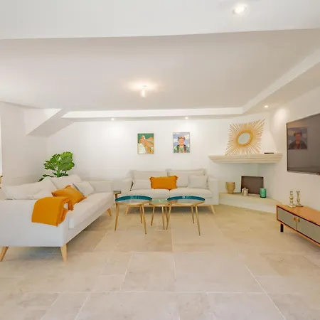 Maison A Pied Des Plages أنتيب